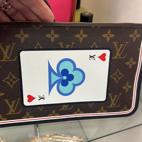 Limited Edition Louis Vuitton Game On Neverfull Tote Bag with Matching Clutch - Picture 2 of 5